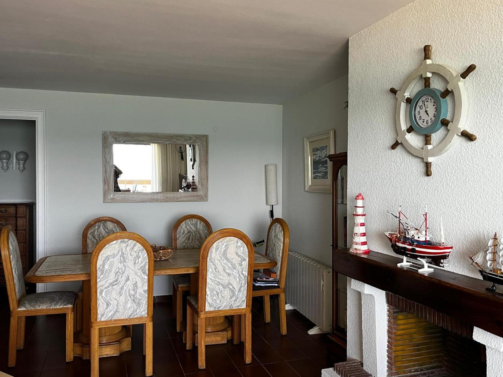 Acogedor Y Amplio Apartamento Familiar A Pie De Playa Calafell Εξωτερικό φωτογραφία