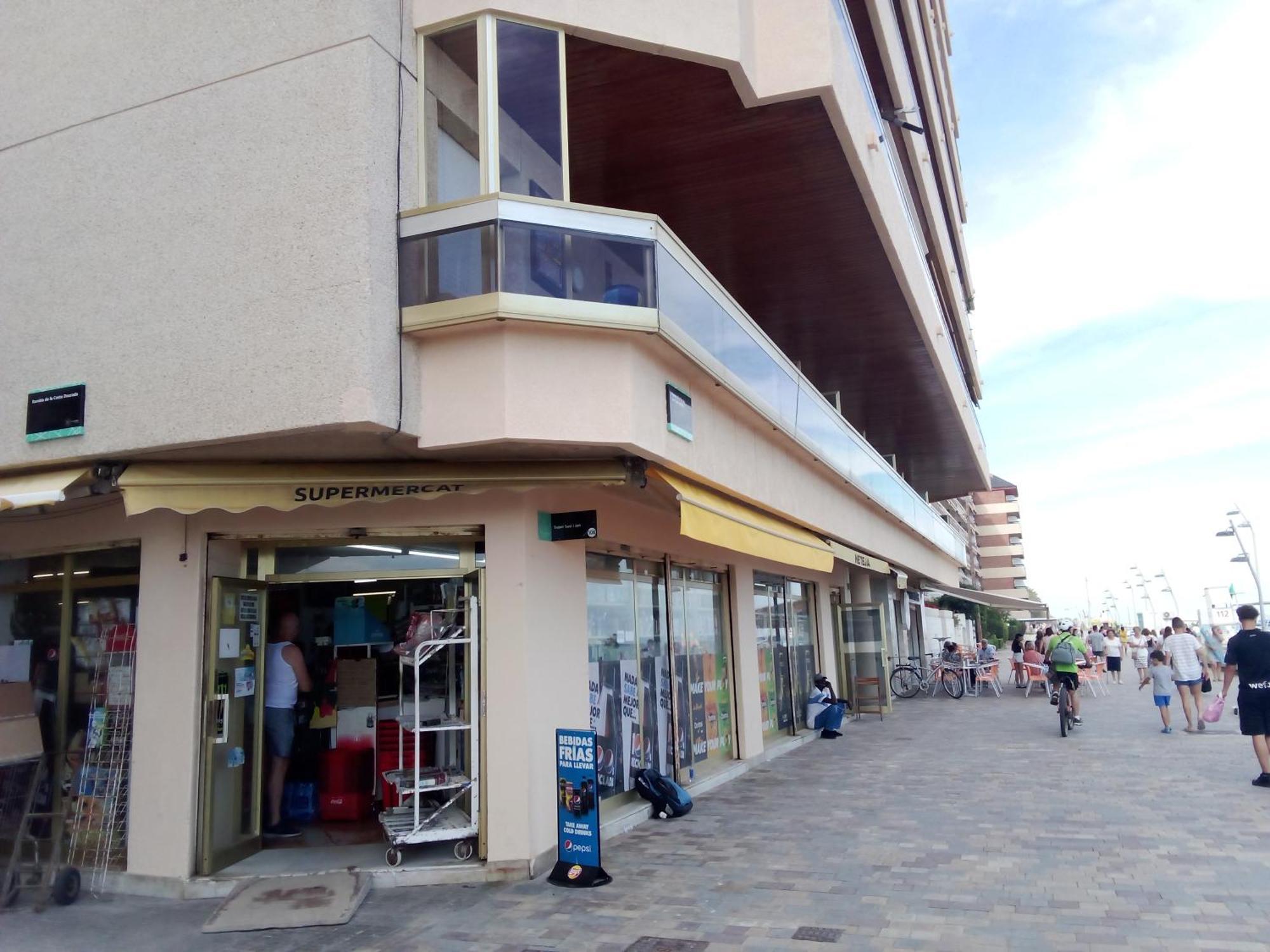 Acogedor Y Amplio Apartamento Familiar A Pie De Playa Calafell Εξωτερικό φωτογραφία