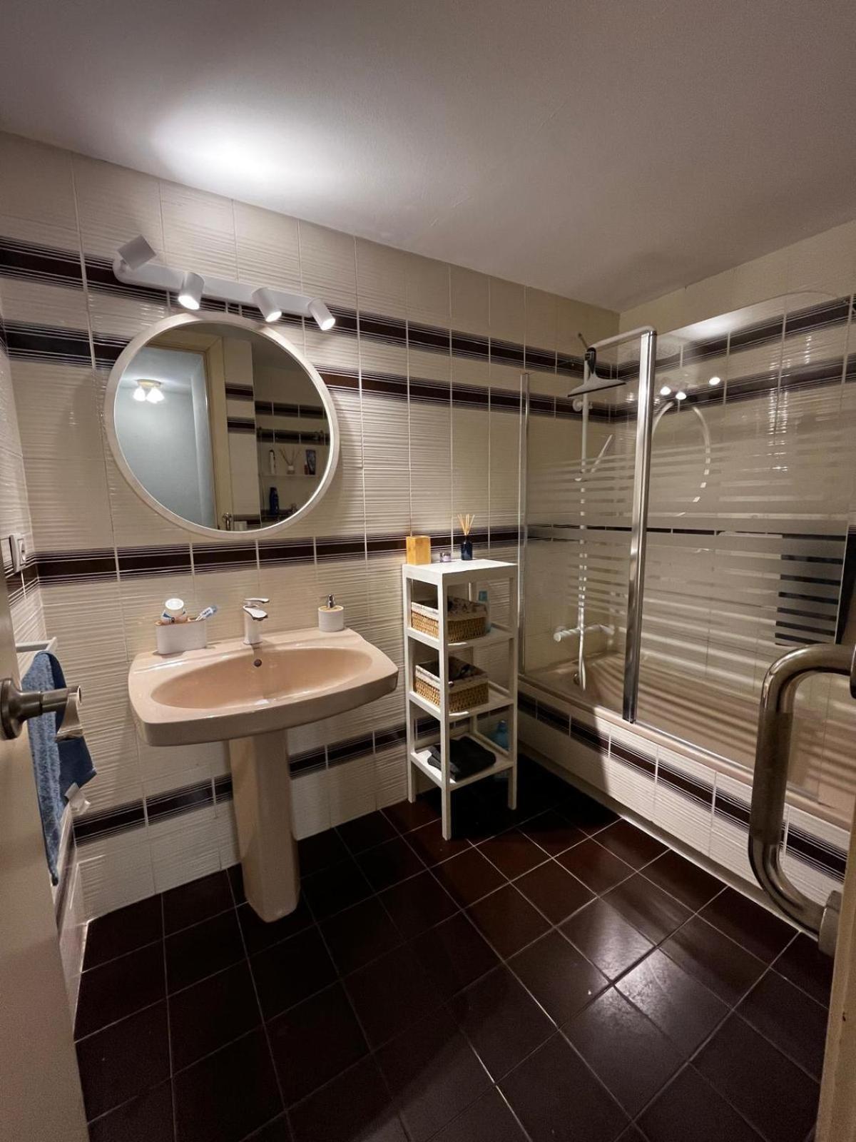 Acogedor Y Amplio Apartamento Familiar A Pie De Playa Calafell Εξωτερικό φωτογραφία